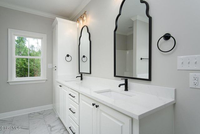 27 Hidden Pond Way, Moreau, NY 12831