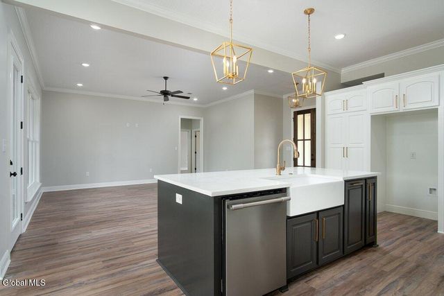 27 Hidden Pond Way, Moreau, NY 12831