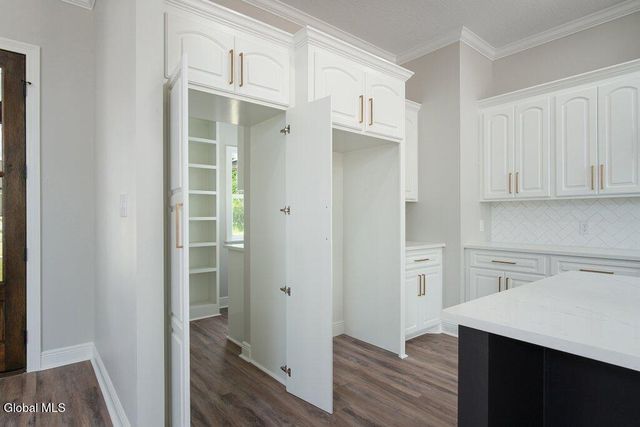 27 Hidden Pond Way, Moreau, NY 12831