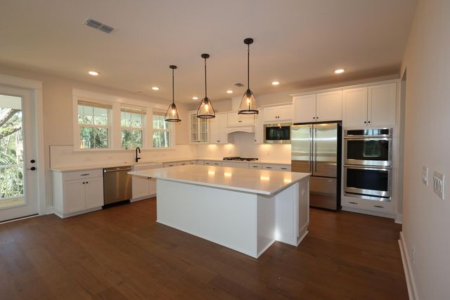 2300 Minifarm Way 524, Mount Pleasant, SC 29466