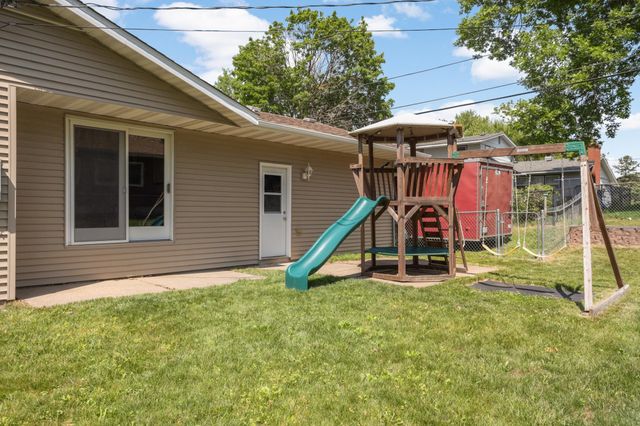 1307 17th Street W, Hastings, MN 55033