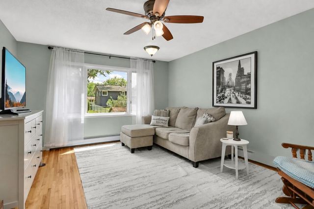 1307 17th Street W, Hastings, MN 55033