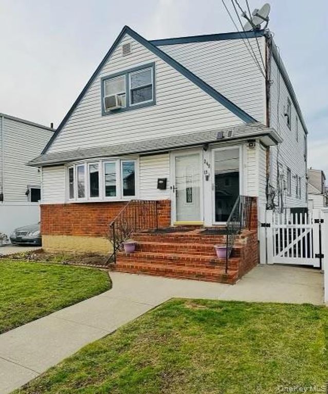 24519 147th Drive, Rosedale, NY 11422