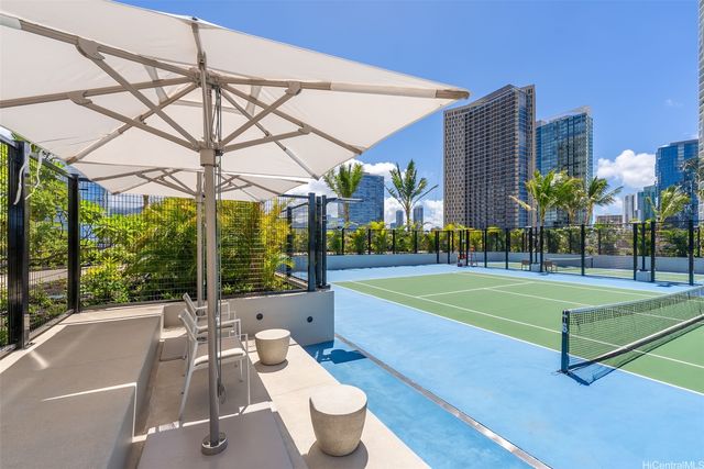 333 Ward Avenue 2108, Honolulu, HI 96814