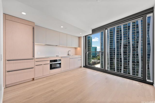 333 Ward Avenue 2108, Honolulu, HI 96814