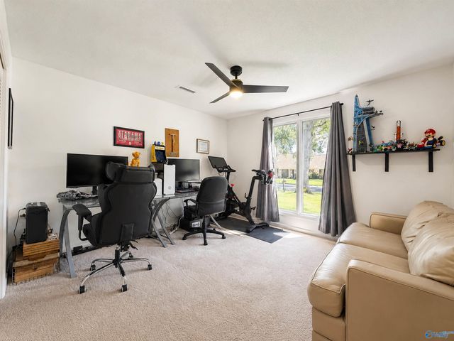 1601 Eastwood Drive SE, Decatur, AL 35601