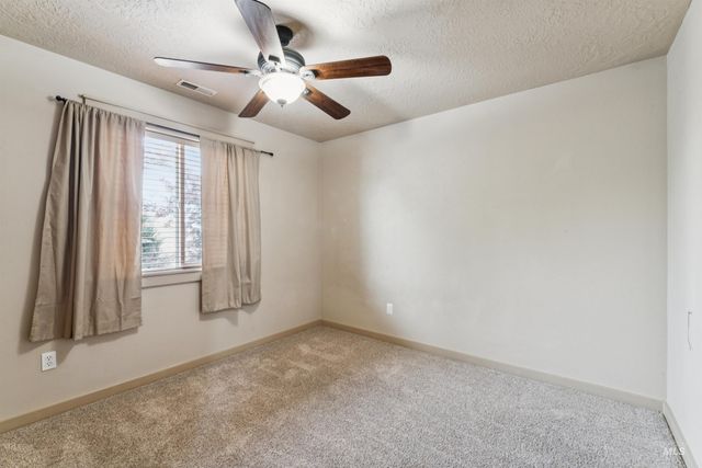 1902 E Mountain Man, Meridian, ID 83646