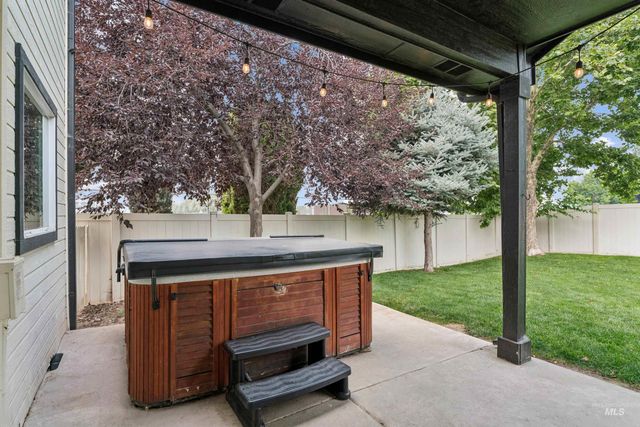 1902 E Mountain Man, Meridian, ID 83646