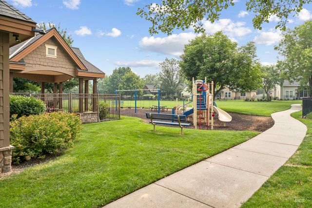 1902 E Mountain Man, Meridian, ID 83646