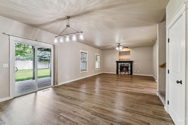 1902 E Mountain Man, Meridian, ID 83646
