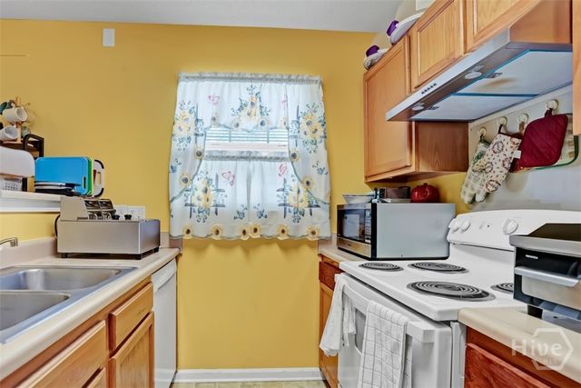 7221 Garfield Street, Savannah, GA 31406