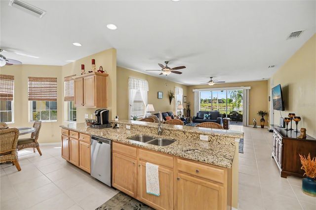 25545 HERITAGE LAKE BOULEVARD 21, Punta Gorda, FL 33983