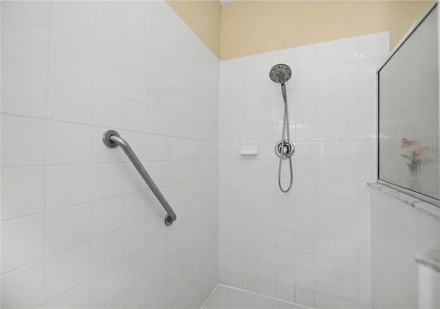 25545 HERITAGE LAKE BOULEVARD 21, Punta Gorda, FL 33983