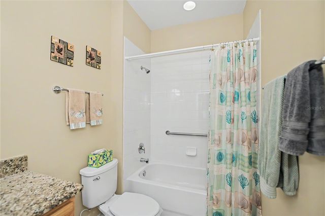 25545 HERITAGE LAKE BOULEVARD 21, Punta Gorda, FL 33983