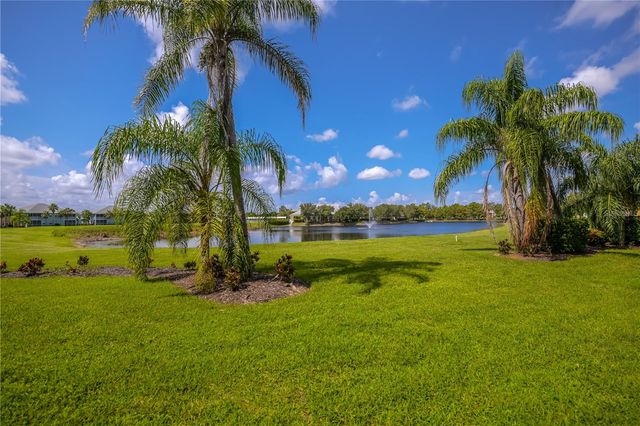 25545 HERITAGE LAKE BOULEVARD 21, Punta Gorda, FL 33983