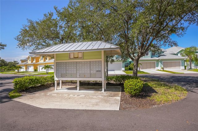 25545 HERITAGE LAKE BOULEVARD 21, Punta Gorda, FL 33983