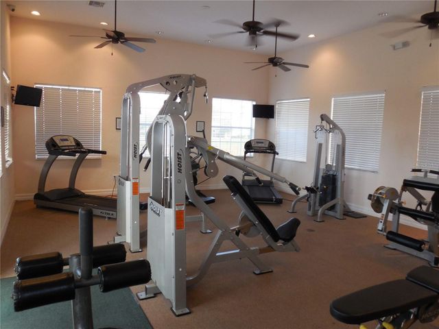 25545 HERITAGE LAKE BOULEVARD 21, Punta Gorda, FL 33983