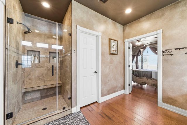 11823 Canyon Mills Drive, Houston, TX 77095