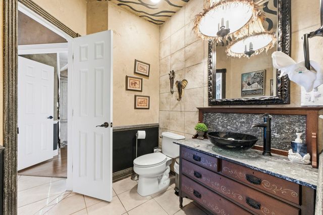 11823 Canyon Mills Drive, Houston, TX 77095