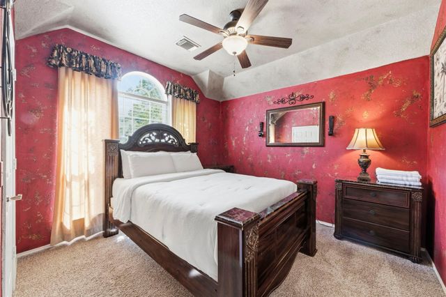 11823 Canyon Mills Drive, Houston, TX 77095