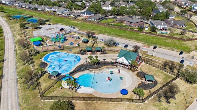 11823 Canyon Mills Drive, Houston, TX 77095