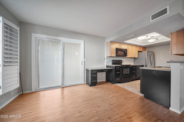 13230 N 3RD Way, Phoenix, AZ 85022