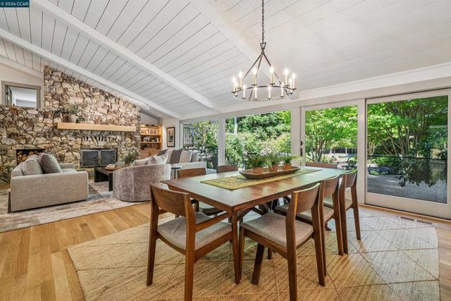 39 Comistas Ct, Walnut Creek, CA 94598