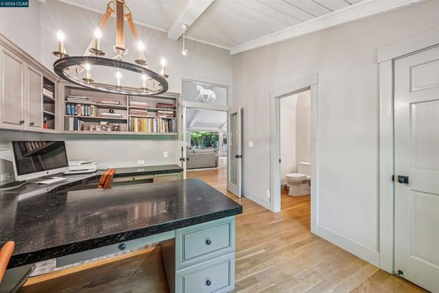39 Comistas Ct, Walnut Creek, CA 94598