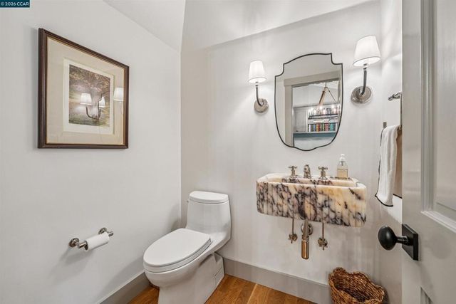 39 Comistas Ct, Walnut Creek, CA 94598