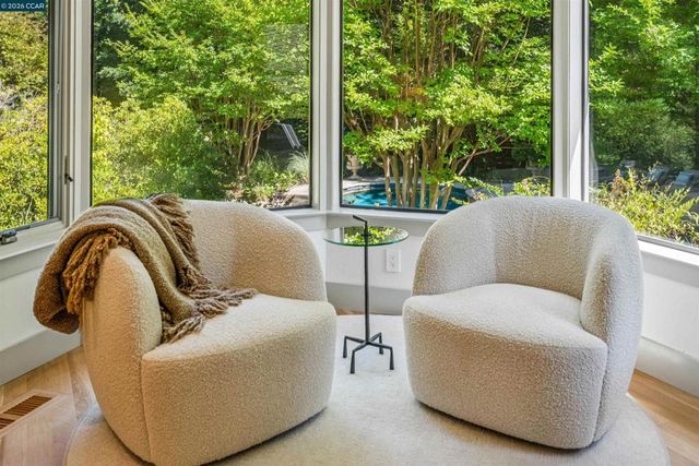 39 Comistas Ct, Walnut Creek, CA 94598