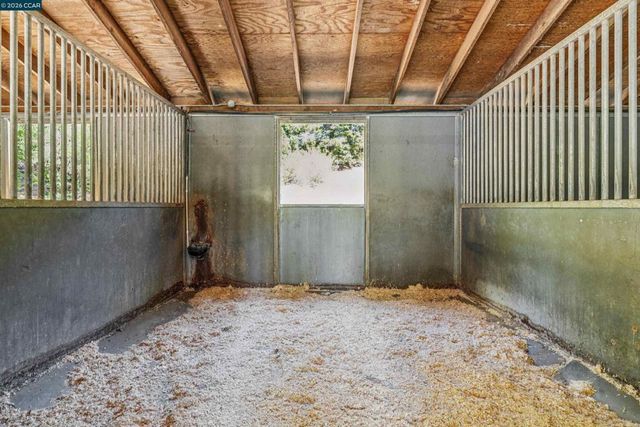 39 Comistas Ct, Walnut Creek, CA 94598