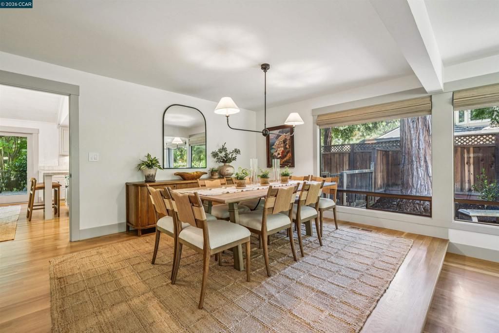 Image 7 of property listing at 39 Comistas Ct, Walnut Creek, CA 94598