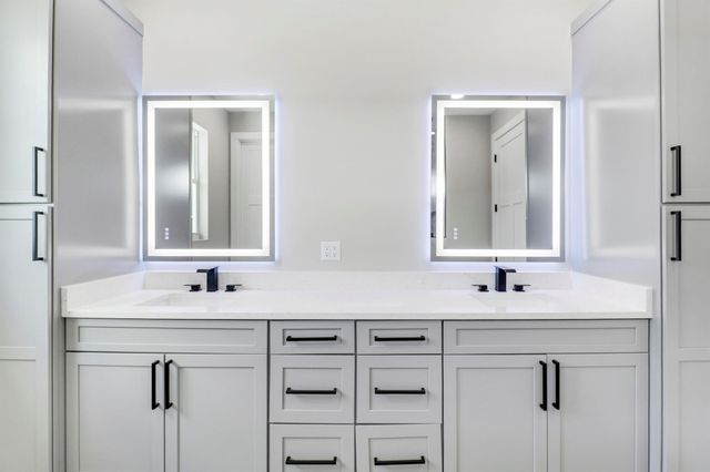 1023 NE Orange Avenue, Jensen Beach, FL 34957