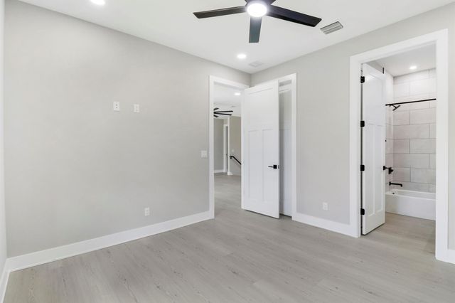 1023 NE Orange Avenue, Jensen Beach, FL 34957