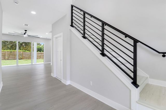 1023 NE Orange Avenue, Jensen Beach, FL 34957