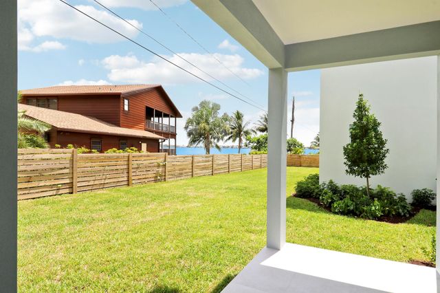 1023 NE Orange Avenue, Jensen Beach, FL 34957