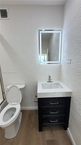 2451 Brickell Avenue 5G, Miami, FL 33129