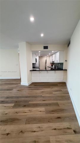 2451 Brickell Avenue 5G, Miami, FL 33129