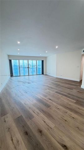 2451 Brickell Avenue 5G, Miami, FL 33129