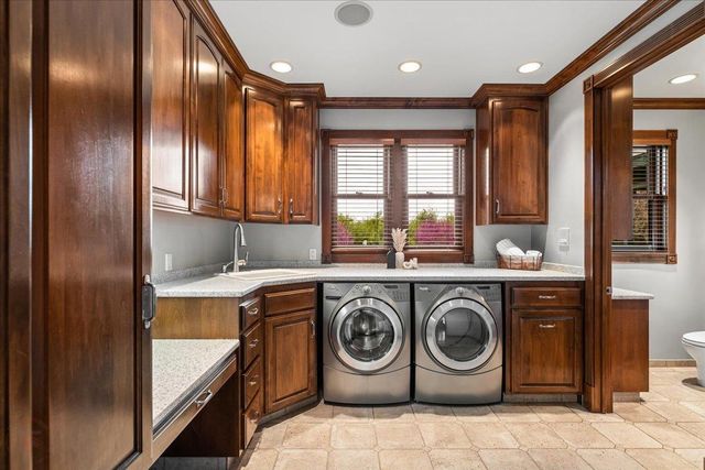 25926 Austin Rd, Ripon, CA 95366