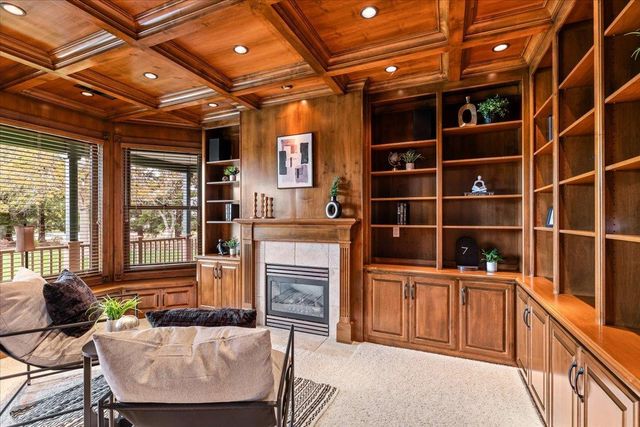 25926 Austin Rd, Ripon, CA 95366