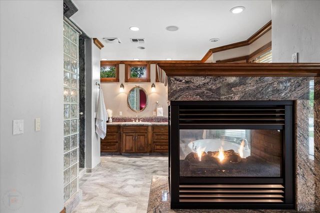 25926 Austin Rd, Ripon, CA 95366