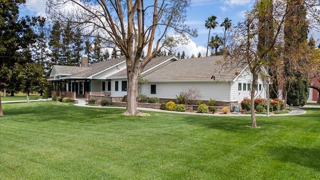 25926 Austin Rd, Ripon, CA 95366