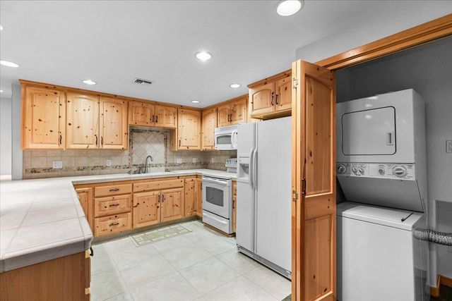 25926 Austin Rd, Ripon, CA 95366