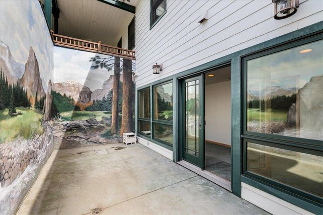 25926 Austin Rd, Ripon, CA 95366