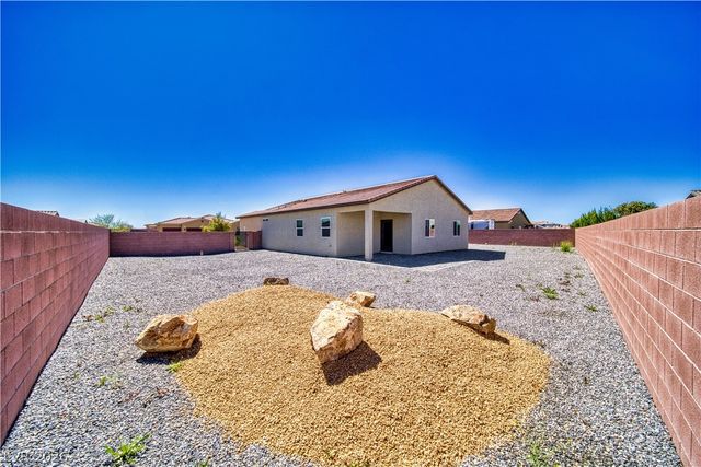 164 East Hawk Avenue, Pahrump, NV 89060