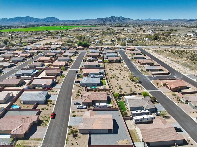 164 East Hawk Avenue, Pahrump, NV 89060