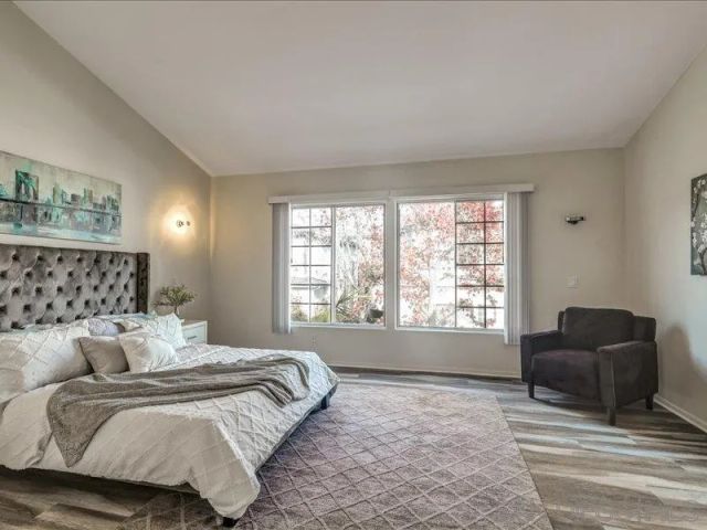 8641 Via Mallorca F, La Jolla, CA 92037