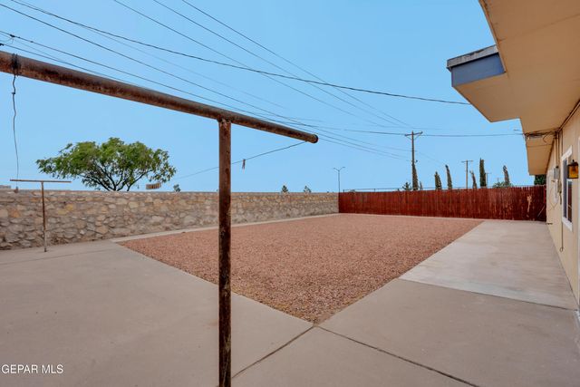 944 MALLETT Street, El Paso, TX 79907