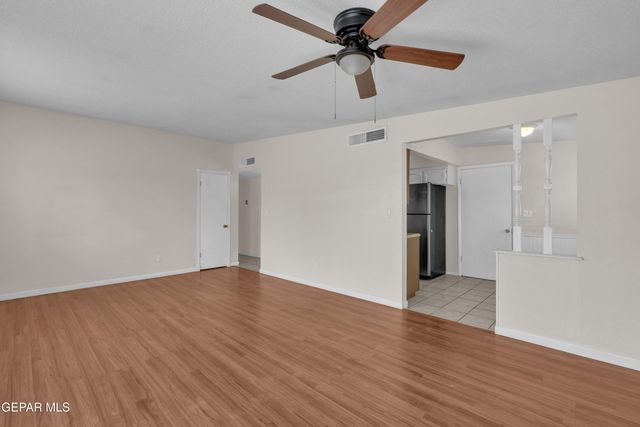 944 MALLETT Street, El Paso, TX 79907